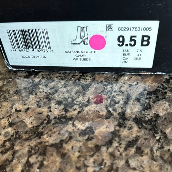 Lauren Ralph Lauren Tan Ankle Booties with Block Heel - Picture 14 of 14